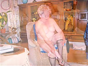 OmaGeiL pics with naked grandmothers and Sextoys